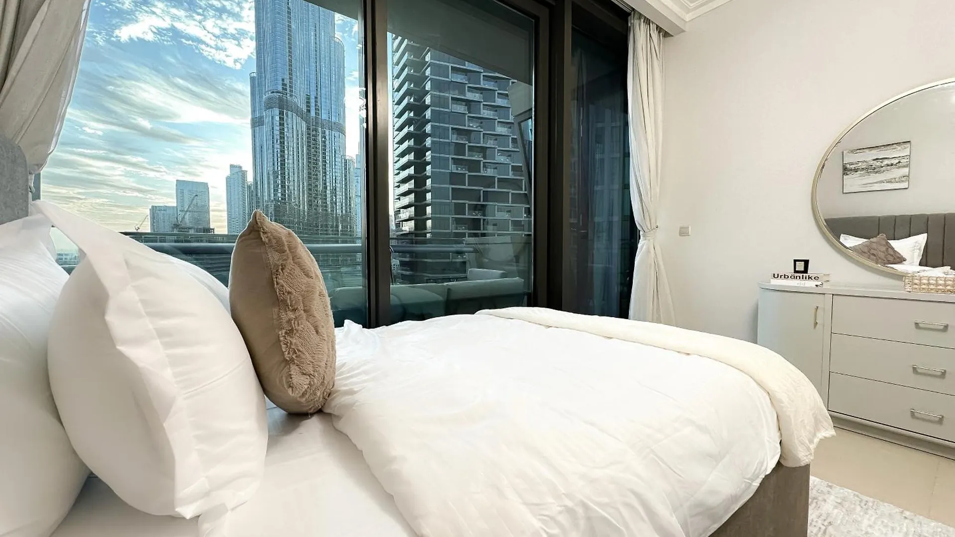 Urban Luxury 2Br With Spectacular Burj Khalifa View Apartment Dubai 0*,